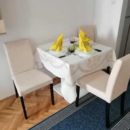 Dunja - Sajam Apartment