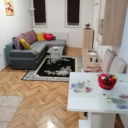 Dunja - Sajam Apartment