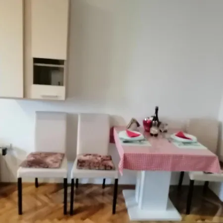 Dunja - Sajam Apartment