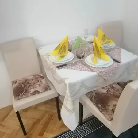 Dunja - Sajam Apartment *